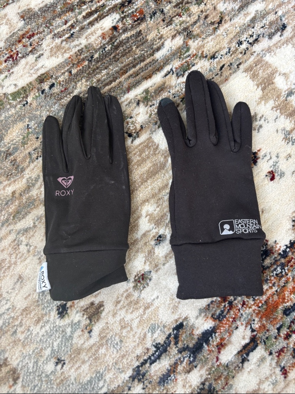 Roxy Black Touchscreen Ski Gloves